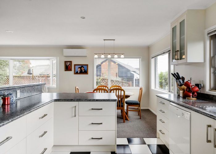  at 3 Dallinger Street, St Andrews, Hamilton