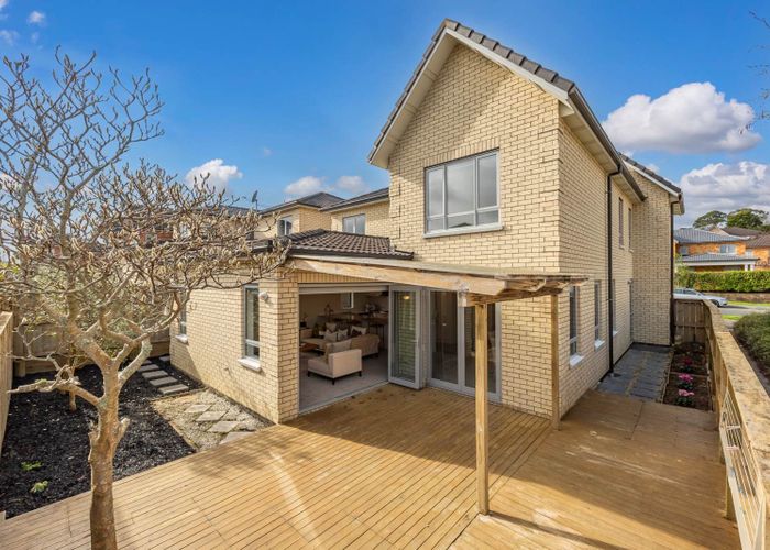  at 71 Fields Parade, Oteha, Auckland