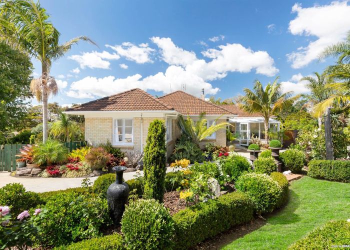  at 1389 Waiuku Road, Waiuku, Franklin, Auckland