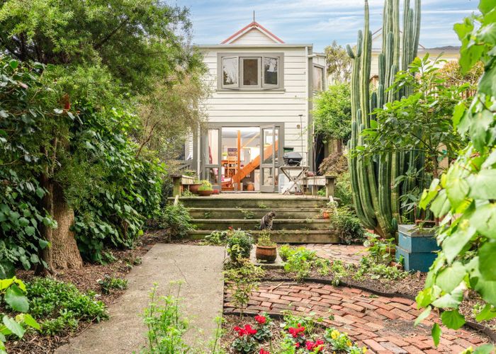  at 19 Moir Street, Mount Victoria, Wellington, Wellington