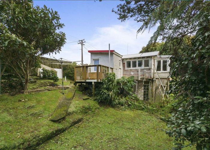  at 5 Argyle Road, Browns Bay, North Shore City, Auckland
