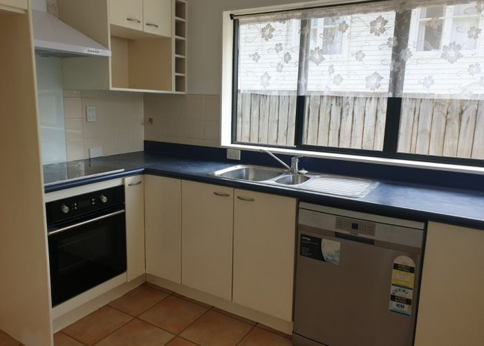  at 4 Wentworth Park, Albany, North Shore City, Auckland