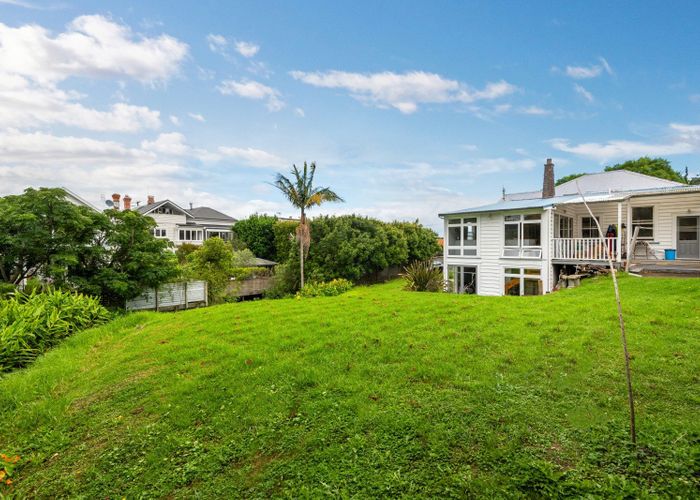  at 10 Millais Street, Grey Lynn, Auckland City, Auckland