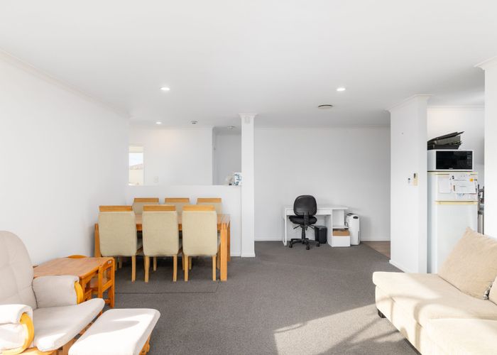  at 260E Breezes Road, Aranui, Christchurch City, Canterbury