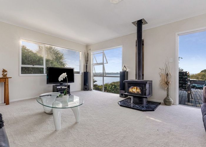  at 36 Duncansby Road, Stanmore Bay, Rodney, Auckland