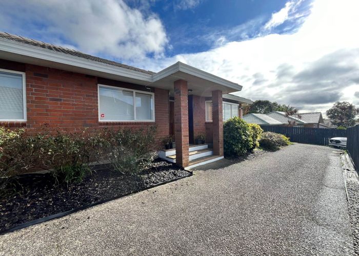  at 15 Milan Drive, Glen Eden, Auckland