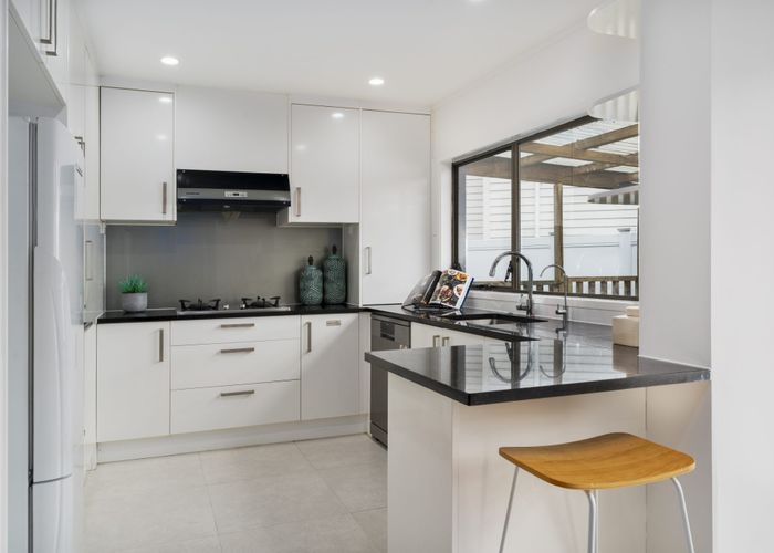  at 40 Tudor Road, Henderson, Waitakere City, Auckland