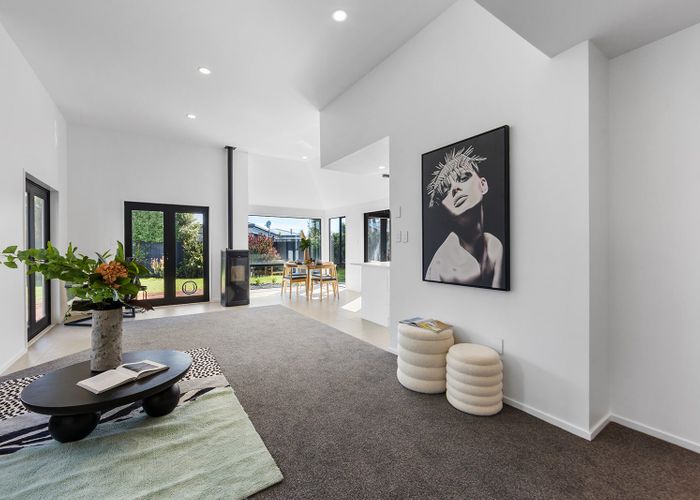  at 14 Evenwood Place, Waimairi Beach, Christchurch City, Canterbury