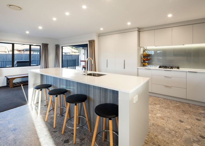  at 6 Santiago Place, Flagstaff, Hamilton, Waikato