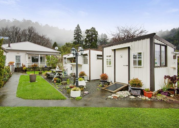  at 21 Hine Road, Wainuiomata, Lower Hutt, Wellington