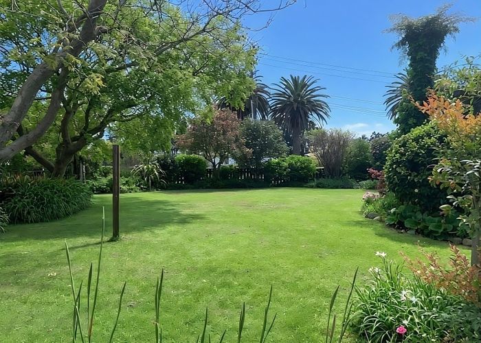  at 123 College Road, Edgecumbe, Edgecumbe