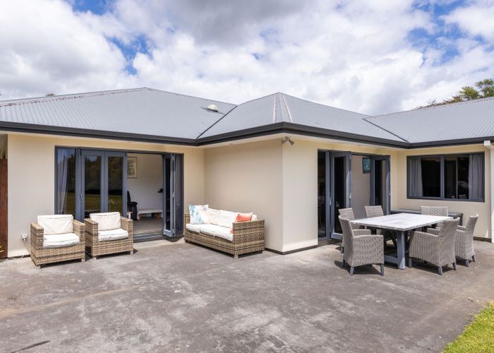  at 11A Montrose Place, Highlands Park, New Plymouth