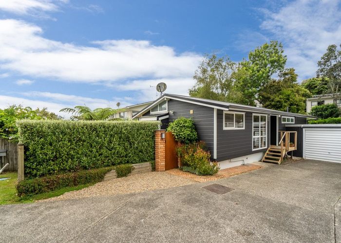 For sale 38A Sandiacre Way, Browns Bay, North Shore City, Auckland