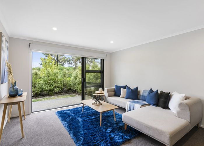  at 52 Pateke Drive, Kenepuru, Porirua