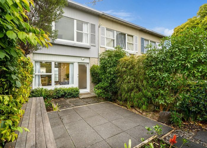  at 3/67 Vauxhall Road, Devonport, Auckland