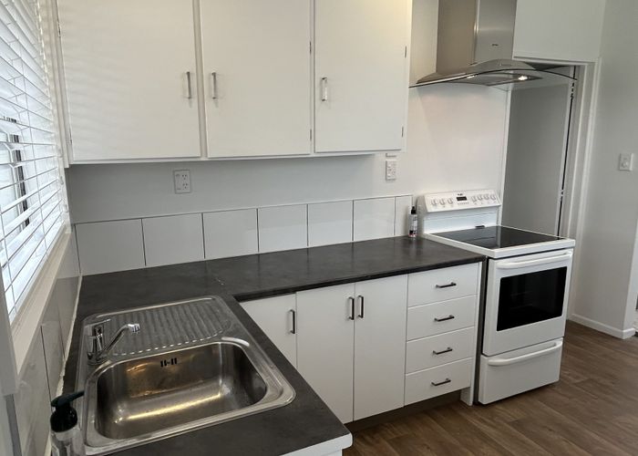  at 1/92 Shakespeare Road, Waltham, Christchurch