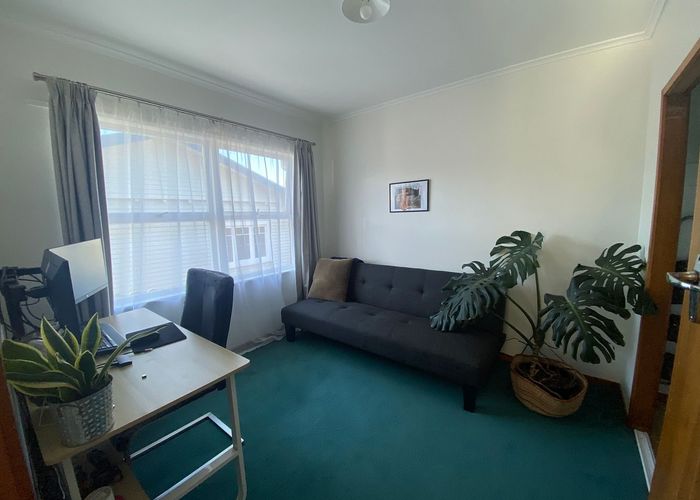  at 1/25 Clarke Road, Onehunga, Auckland