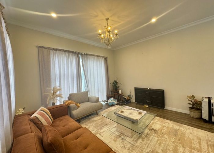  at 517 East Coast Road, Murrays Bay, North Shore City, Auckland