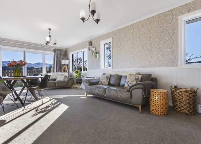  at 11 Cemetery Road, Tarras, Cromwell