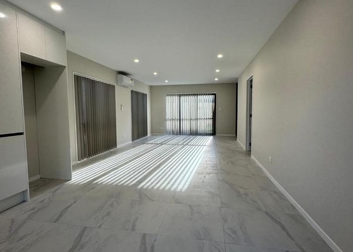  at 9D Avis Avenue, Papatoetoe, Manukau City, Auckland