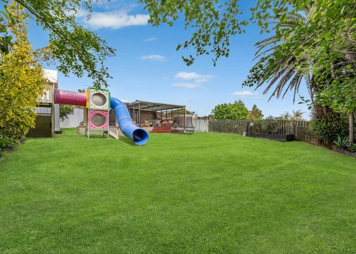  at 10 Fourth View Avenue, Beachlands, Manukau City, Auckland