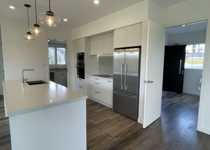  at 7 Atalanta Way, Beachlands, Manukau City, Auckland