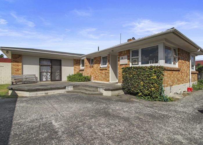  at 10 Beaumont Street, Hamilton East, Hamilton