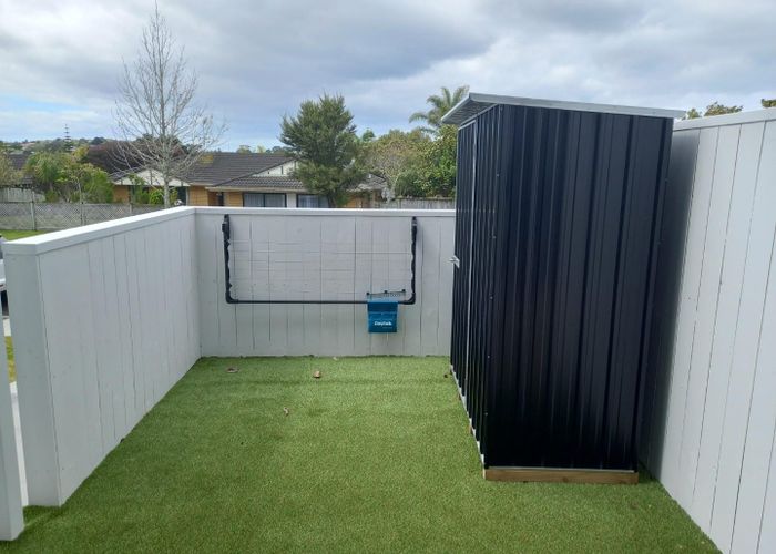  at 5/2 Jadewynn Drive, Massey, Waitakere City, Auckland