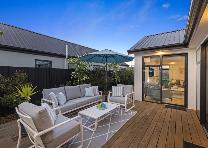  at 52 Manakura Street, Russley, Christchurch City, Canterbury