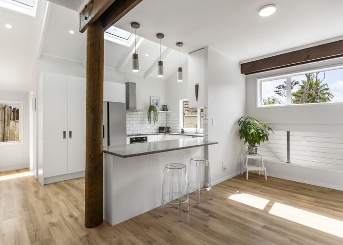  at 8 Miraka Place, Birkenhead, North Shore City, Auckland