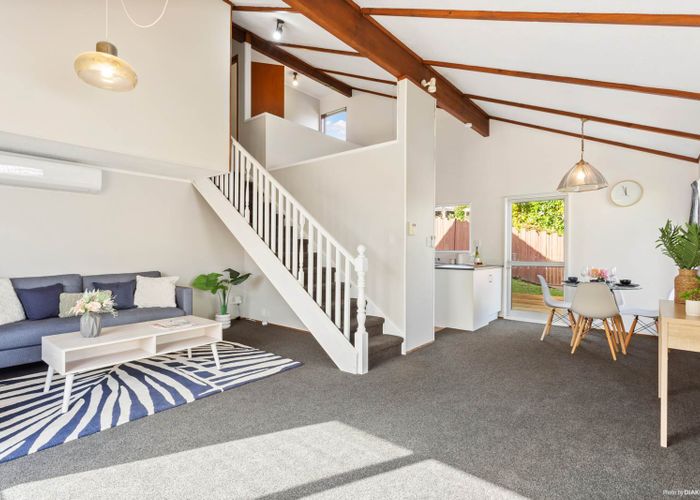  at 1/43 Brigantine Drive, Beach Haven, Auckland