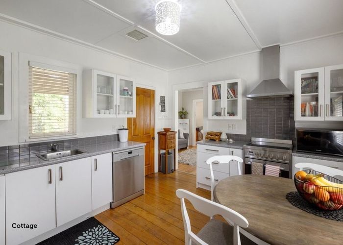  at 415 Welcome Bay Road, Welcome Bay, Tauranga