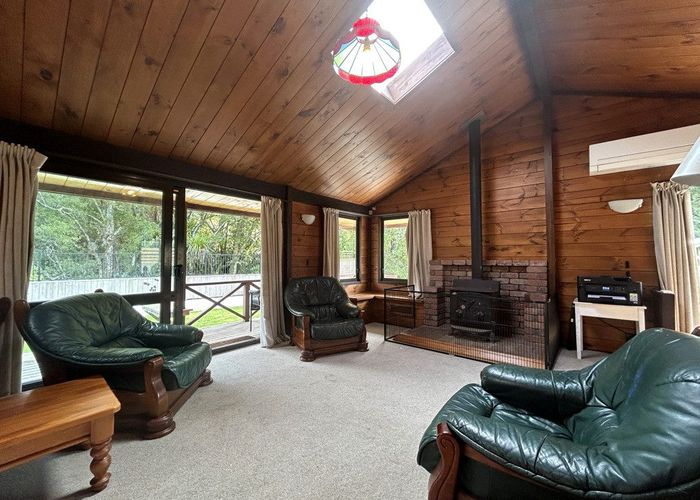  at 5D Marina Grove, Frankleigh Park, New Plymouth, Taranaki