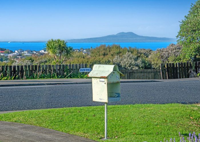  at 50 Stanmore Bay Road, Stanmore Bay, Whangaparaoa