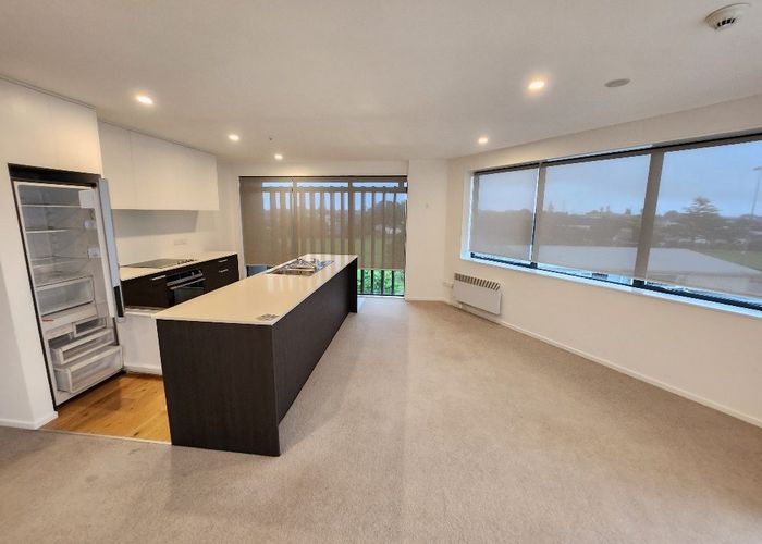  at 106/8 Thompson Park Rd, Mount Wellington, Auckland City, Auckland