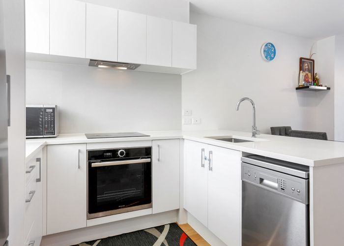  at 13 Kotuitui Street, Manukau, Auckland