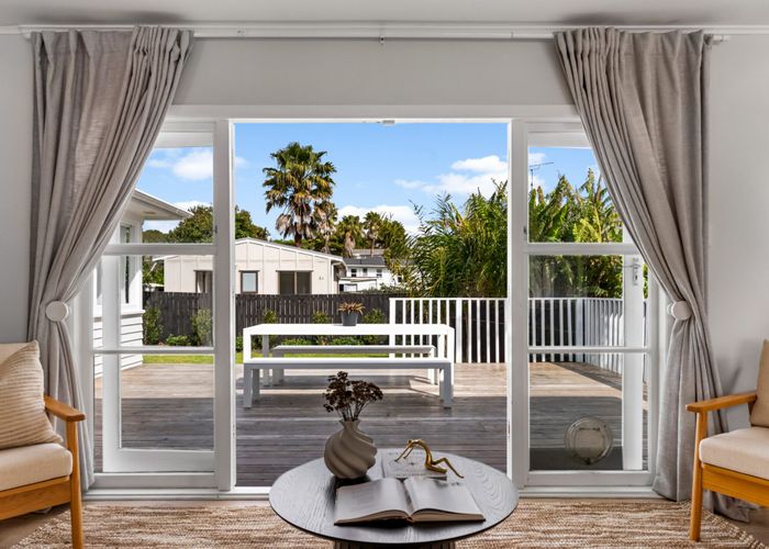  at 9 Ivy Place, Birkdale, North Shore City, Auckland