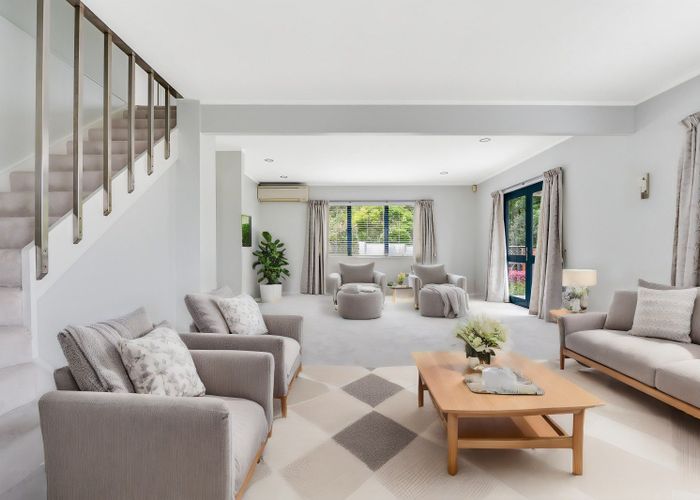  at 27 Greenfield Drive, Western Heights, Hamilton