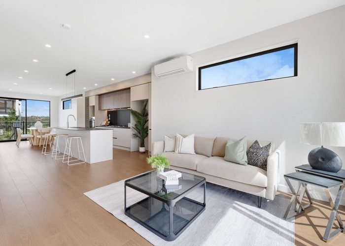 at 8/57 Tahetoka Street, Westgate, Waitakere City, Auckland