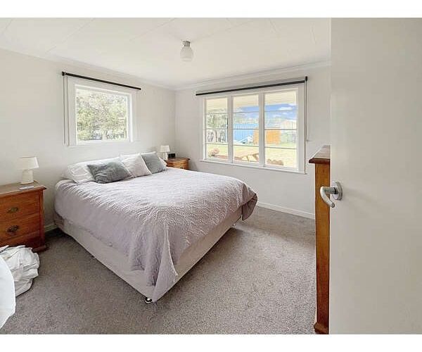  at 12 Hennessey Street, Foxton Beach, Horowhenua, Manawatu / Whanganui