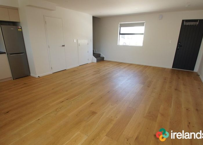  at 2/32 Cross Street, Phillipstown, Christchurch City, Canterbury