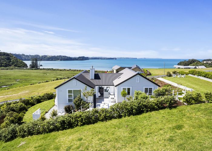  at 98 Ahumoana Road, Albany