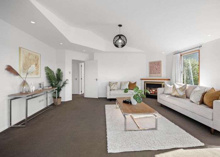  at 2C Braemar Road, Rothesay Bay, Auckland