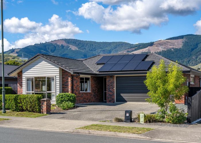  at 76 Covent Drive, Stoke, Nelson, Nelson / Tasman