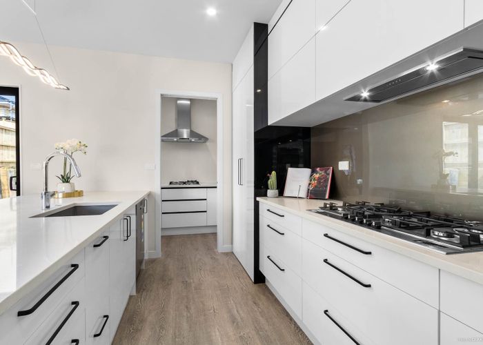 at 14 Mamuku Drive, Massey, Auckland