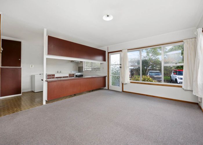  at 2/43b Milton Road, Mount Eden, Auckland City, Auckland