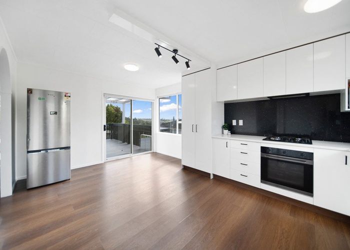  at 6C Zingaro Place, Massey, Waitakere City, Auckland