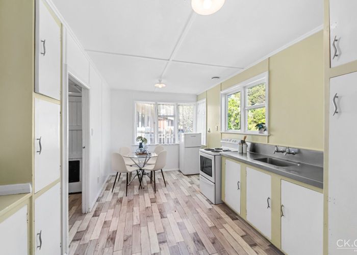  at 39 Prouse Crescent, Naenae, Lower Hutt, Wellington