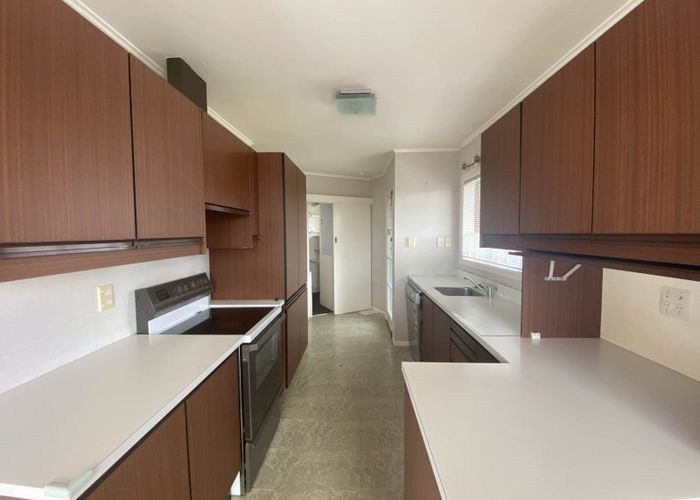  at 22 Mcfadzean Drive, Blockhouse Bay, Auckland City, Auckland