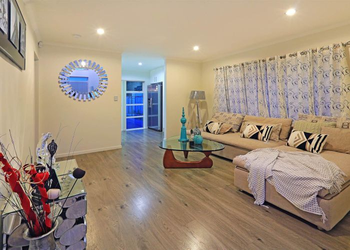  at 12 Carlos Drive, Flat Bush, Auckland